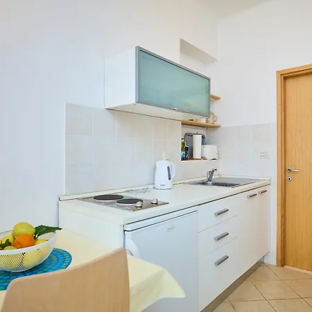 Apartment Ivana *